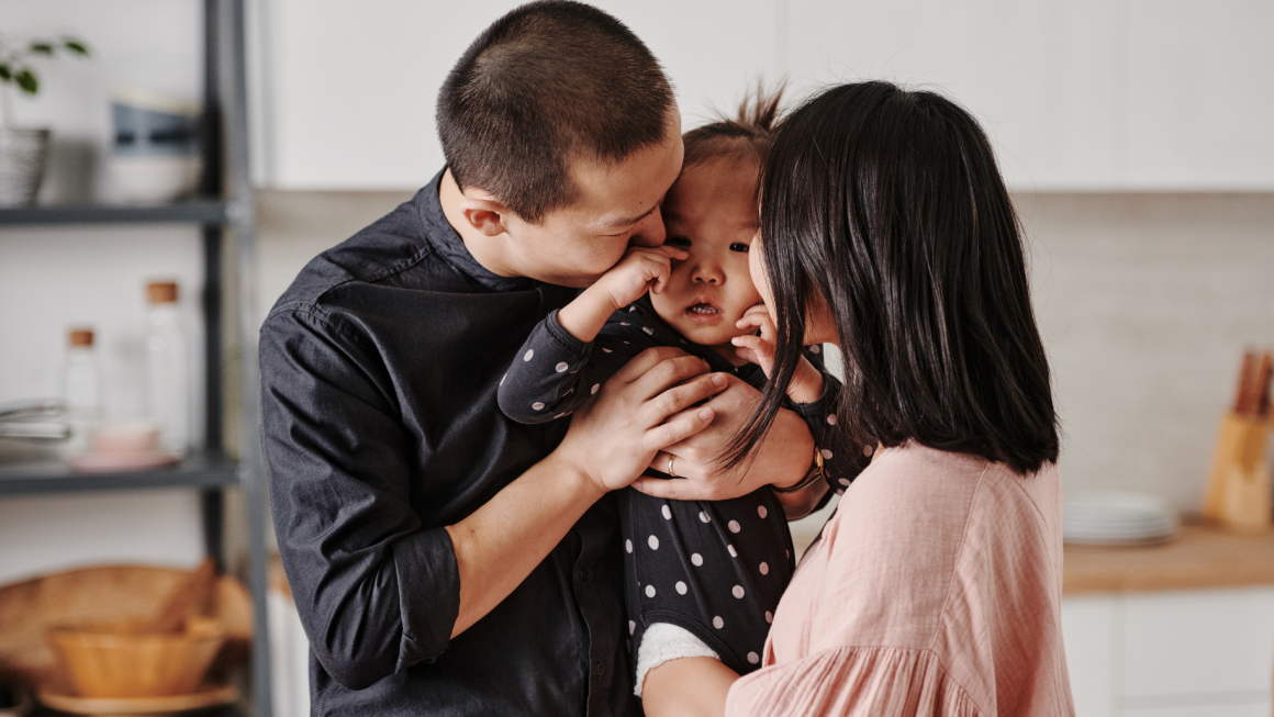 「當自己的童年有缺憾,這件事情是否會在孩子身上延續?」---先跟自己的內在小孩手牽手,再來談育兒(下)