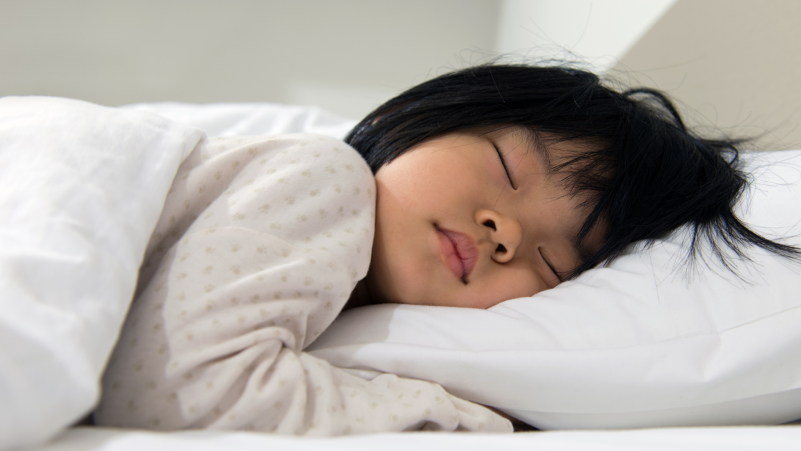 「拖延入睡原來影響作息這麼多!」---2歲、3歲、4歲、5歲的睡眠作息大全(上)